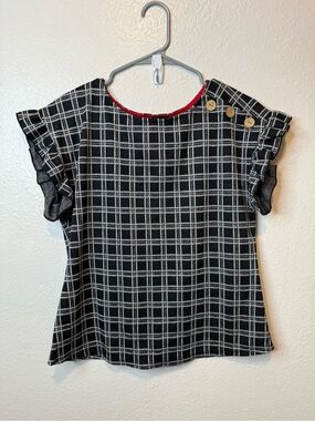 W5 Black and White Plaid Ruffle Sleeves with Button Detail Size Large New